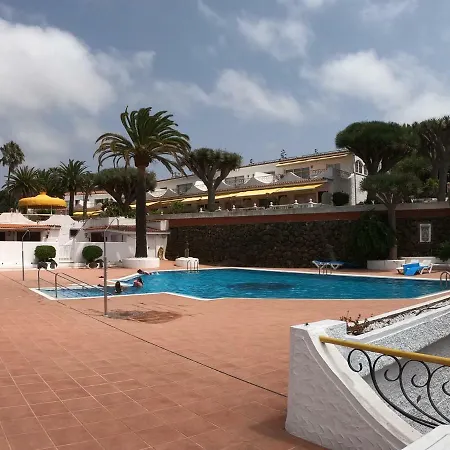 Cosy Well Located Tenerife Apartamento *